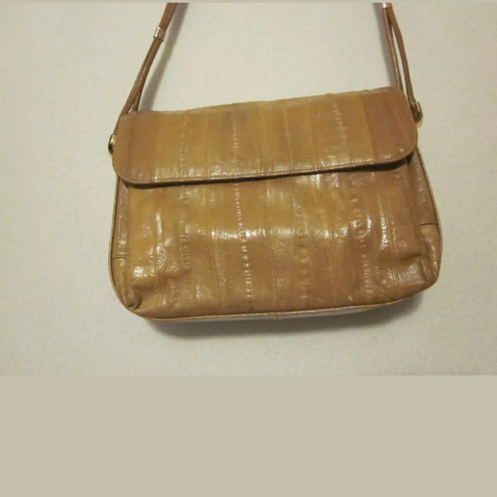 Tan Eel Skin Purse